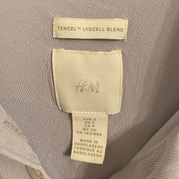 BLUE BUTTON DOWN SHIRT H&M - Picture 4 of 4